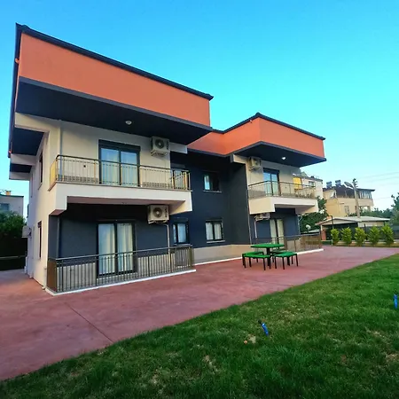 Apartment 55m2 Same House Garden *
